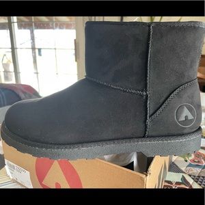 Brand new airwalk boots